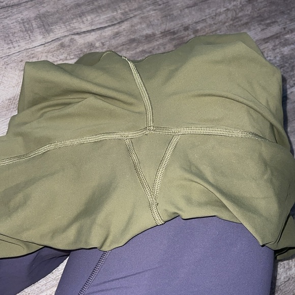 Lululemon Wunder Train Leggings - Picture 6 of 6